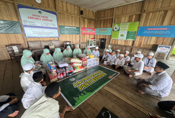 Anjangsana KKLR Sulsel ke Pondok Tahfidz Bolangi di Gowa